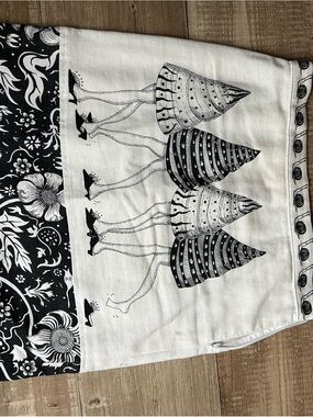 Unbranded Black & White Mushroom Print Tea Towel